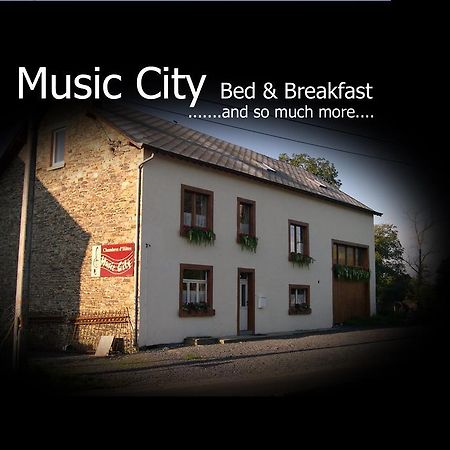 Wibrin B&B Music City المظهر الخارجي الصورة