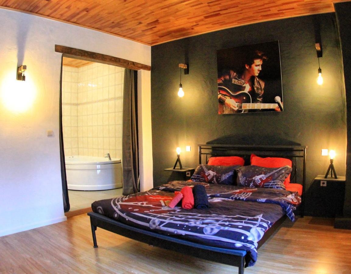 Wibrin B&B Music City المظهر الخارجي الصورة
